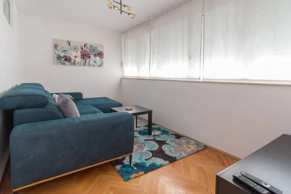 Apartment Lali Trogir - Updated 2Br Near Old Town Croatia