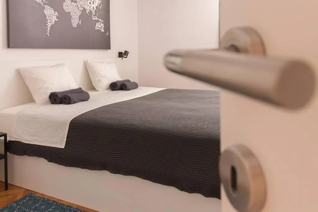 Apartment Lali Trogir - Updated 2Br Near Old Town Croatia