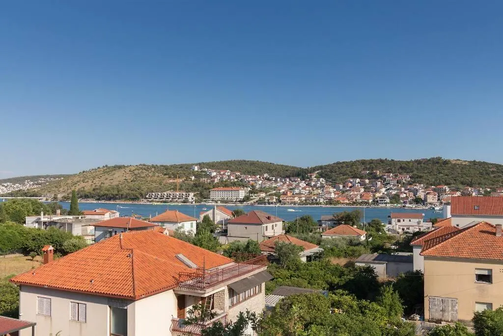 Apartment Lali Trogir - Updated 2Br Near Old Town 0*,  Croatia